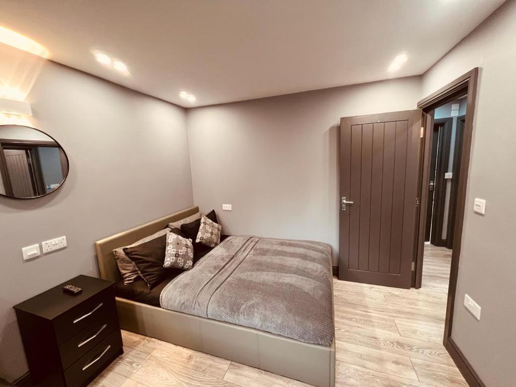 Urban Escape *4 Bedroom House* With Free Parking Бірмінгем Екстер'єр фото