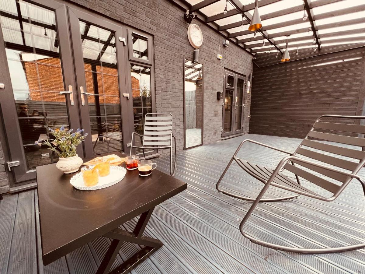 Urban Escape *4 Bedroom House* With Free Parking Бірмінгем Екстер'єр фото
