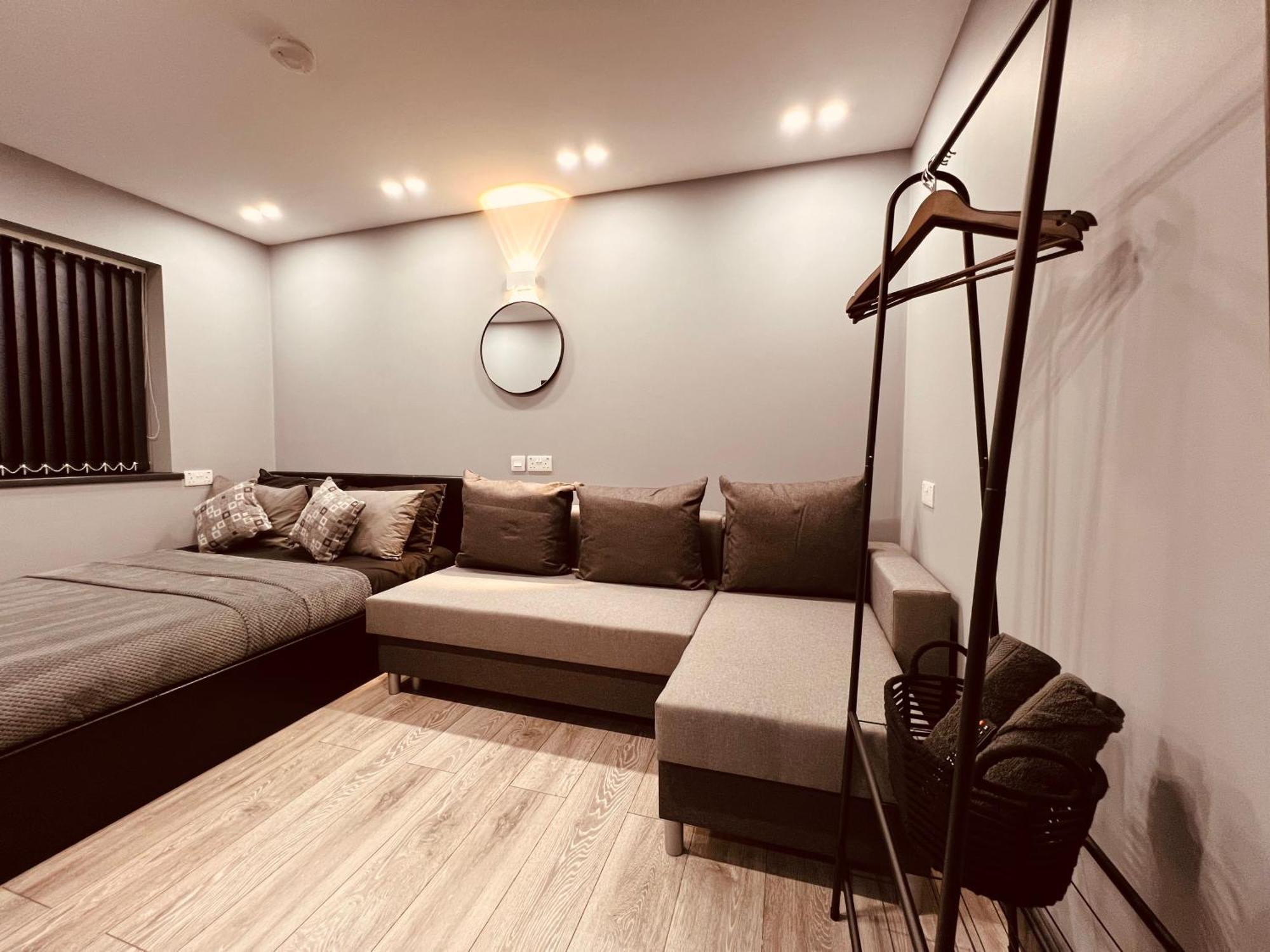Urban Escape *4 Bedroom House* With Free Parking Бірмінгем Екстер'єр фото