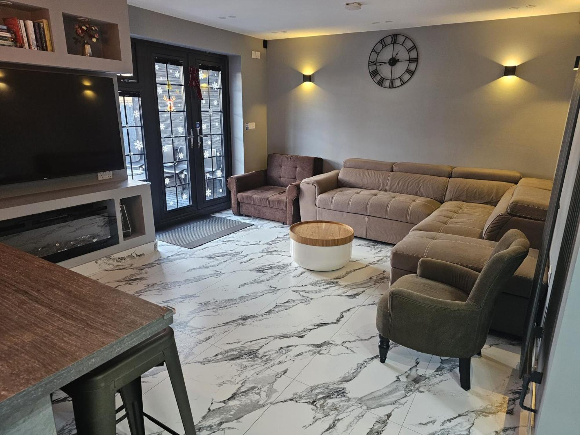 Urban Escape *4 Bedroom House* With Free Parking Бірмінгем Номер фото